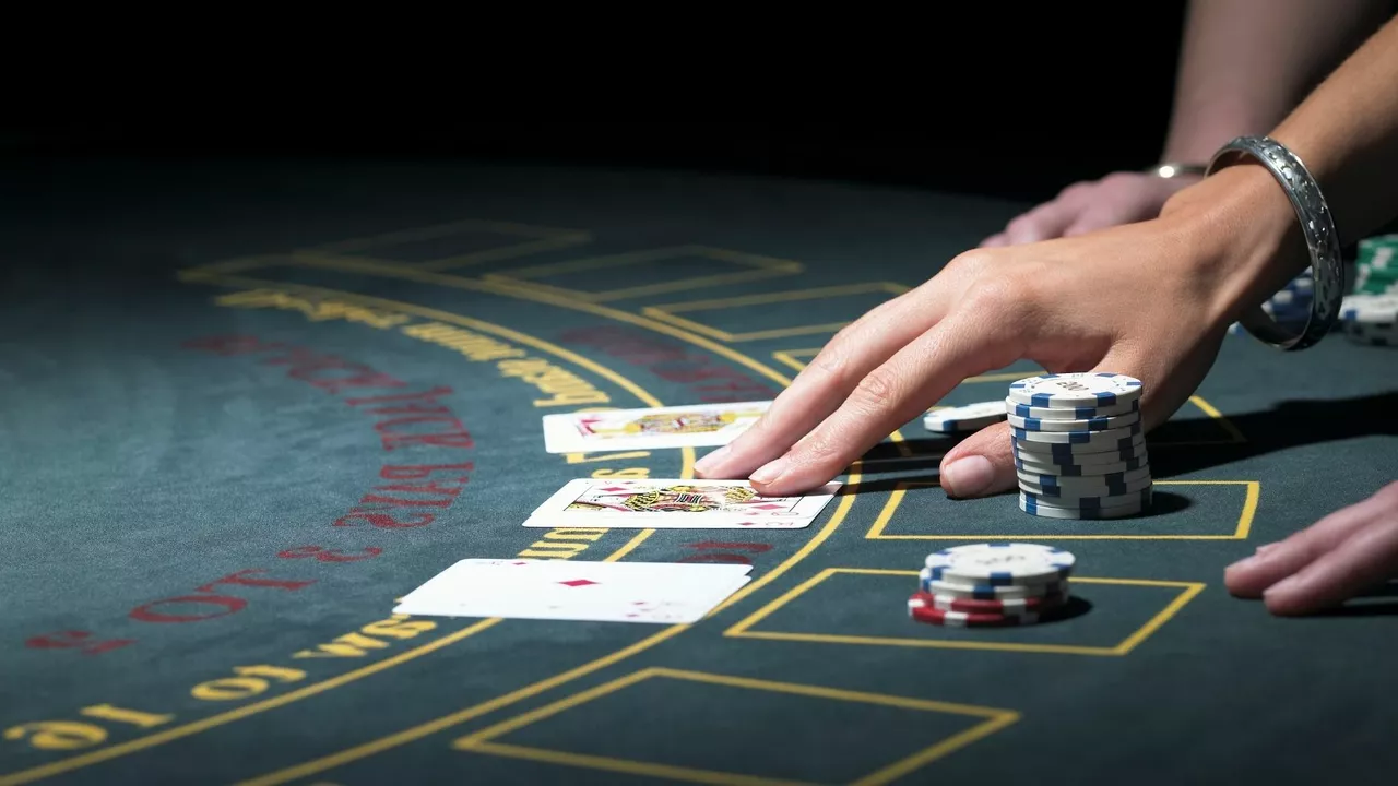 Apa struktur buta untuk poker?